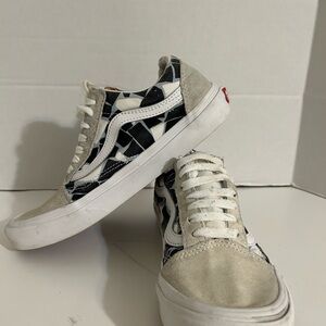 Vans Geometric Black and White Sneakers